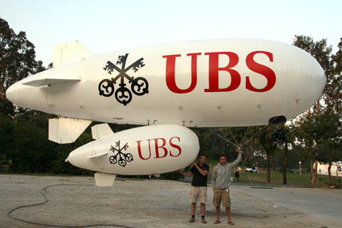 E13_AS10_UBS_Hong_Kong_med